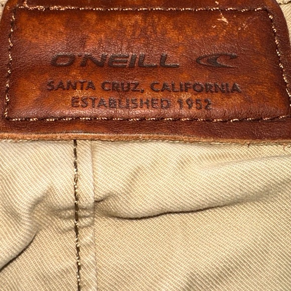 Men’s O’Neill size 32 cotton chino shorts. Great quality , surfer vibe. VGUC. - Picture 3 of 10